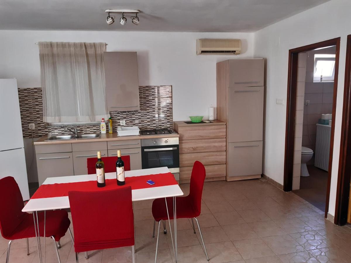 Lave II Cozy House Villa Ližnjan Екстериор снимка