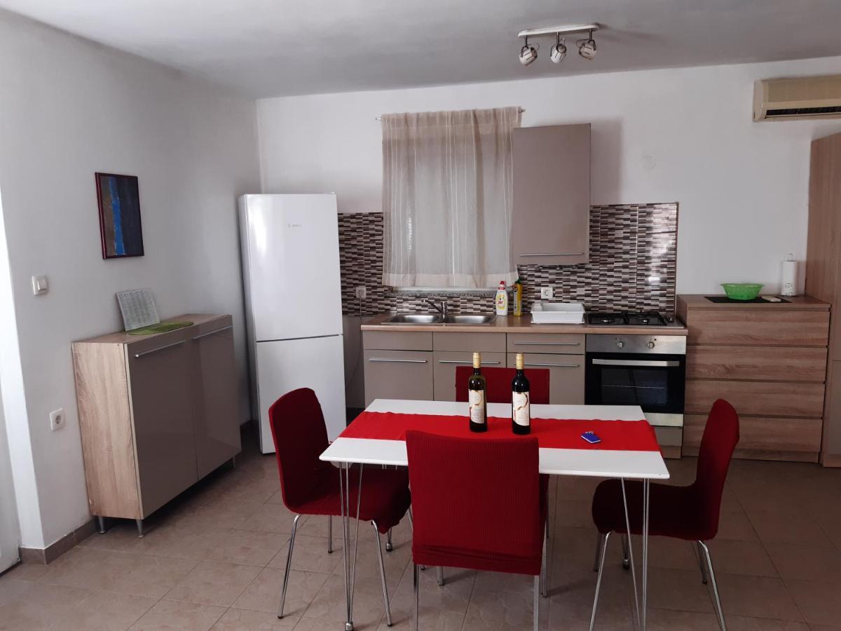 Lave II Cozy House Villa Ližnjan Екстериор снимка