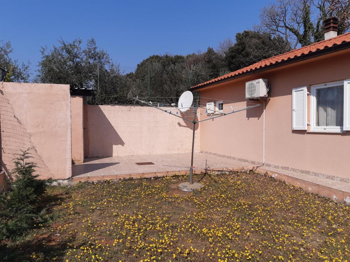 Lave II Cozy House Villa Ližnjan Екстериор снимка